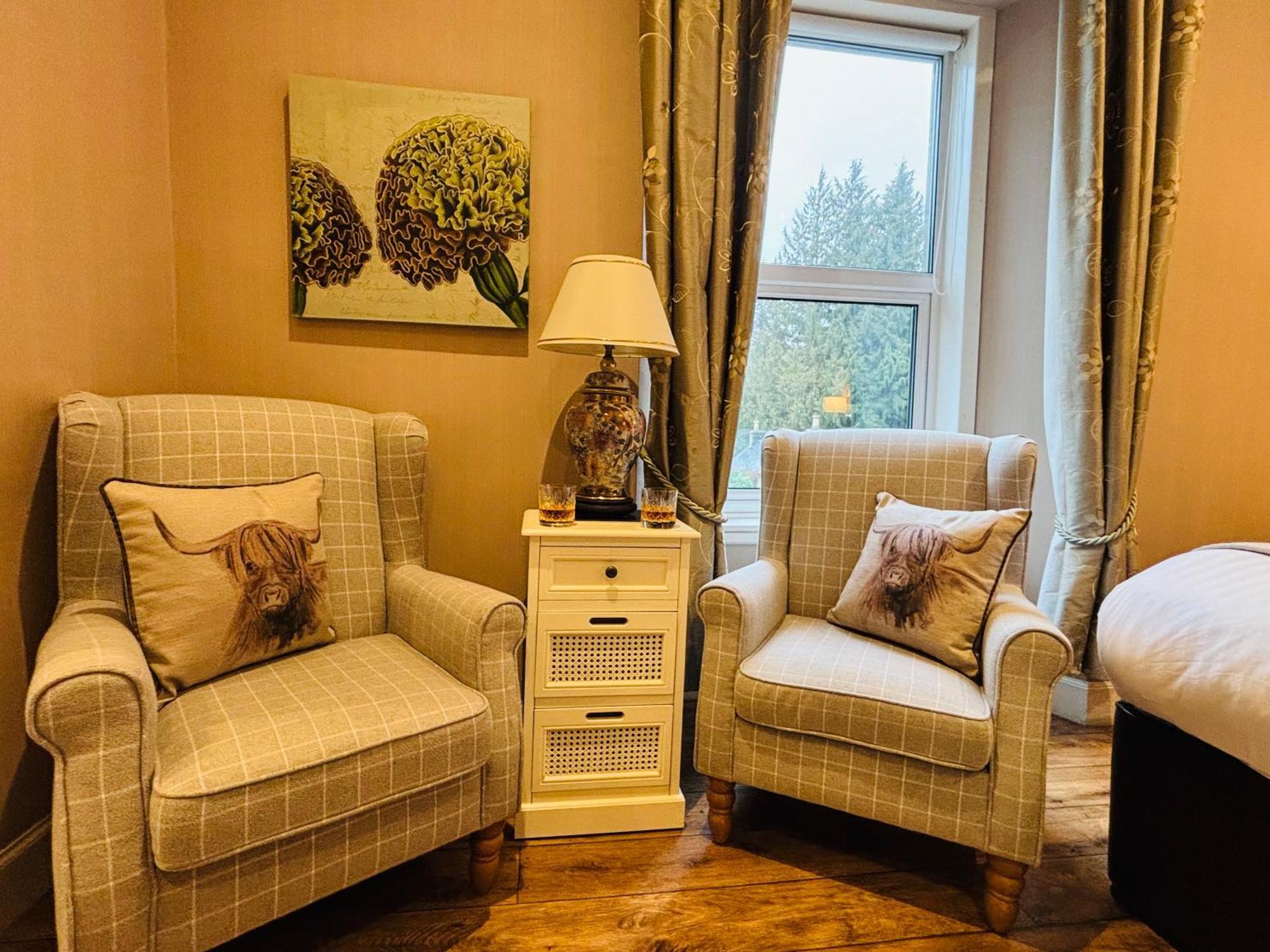 The Claymore Guest House Питлохри Экстерьер фото